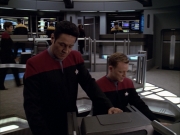 extant_StarTrek_VOY_5x09-ThirtyDays_01012.jpg