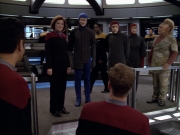 extant_StarTrek_VOY_5x09-ThirtyDays_01036.jpg