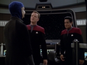 extant_StarTrek_VOY_5x09-ThirtyDays_01042.jpg