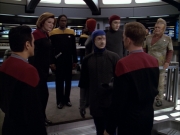 extant_StarTrek_VOY_5x09-ThirtyDays_01048.jpg