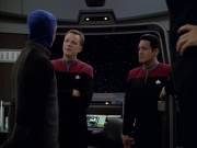Filename=extant_StarTrek_VOY_5x09-ThirtyDays_01056.jpg
Filesize=157KiB
Dimensions=1200x900
Date added=Nov 12, 2019 extant_StarTrek_VOY_5x09-ThirtyDays_01056.jpg