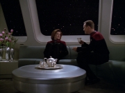 Filename=extant_StarTrek_VOY_5x09-ThirtyDays_01201.jpg
Filesize=166KiB
Dimensions=1200x900
Date added=Nov 12, 2019 extant_StarTrek_VOY_5x09-ThirtyDays_01201.jpg