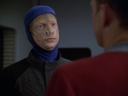 extant_StarTrek_VOY_5x09-ThirtyDays_02753.jpg