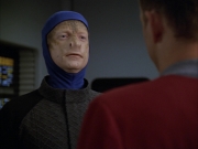 extant_StarTrek_VOY_5x09-ThirtyDays_02759.jpg