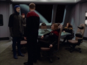 extant_StarTrek_VOY_5x09-ThirtyDays_02777.jpg