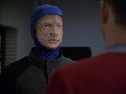 extant_StarTrek_VOY_5x09-ThirtyDays_02785.jpg