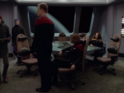 extant_StarTrek_VOY_5x09-ThirtyDays_02802.jpg