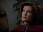 extant_StarTrek_VOY_5x09-ThirtyDays_02817.jpg