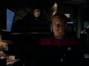 extant_StarTrek_VOY_5x09-ThirtyDays_03244.jpg