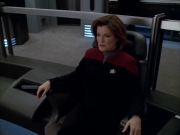 extant_StarTrek_VOY_5x09-ThirtyDays_03496.jpg