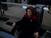 extant_StarTrek_VOY_5x09-ThirtyDays_03498.jpg