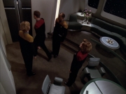 extant_StarTrek_VOY_5x09-ThirtyDays_03654.jpg