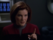 extant_StarTrek_VOY_5x10-Counterpoint_02830.jpg