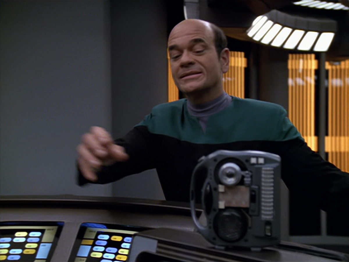 extant_StarTrek_VOY_5x11-LatentImage_00130.jpg