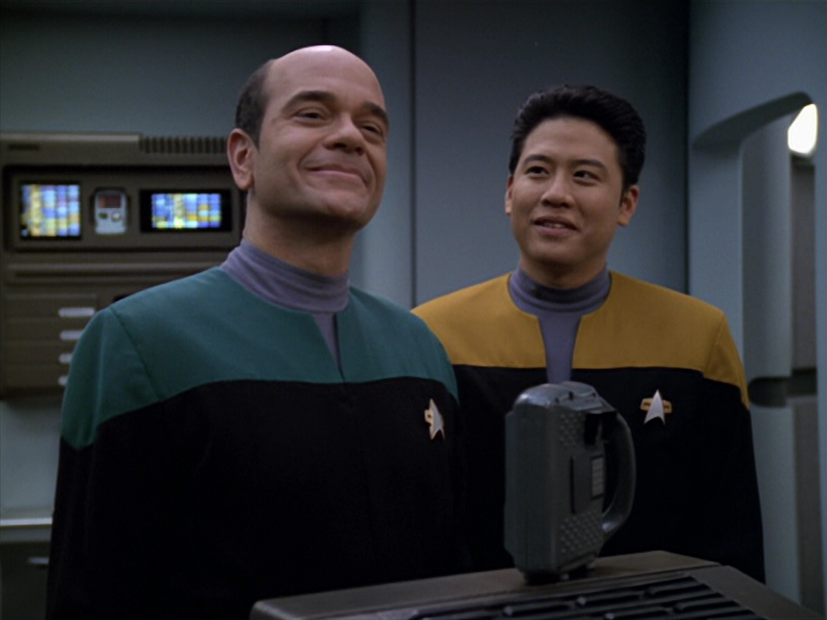 extant_StarTrek_VOY_5x11-LatentImage_00163.jpg