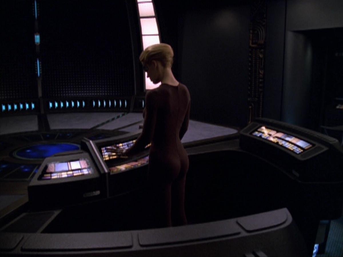 extant_StarTrek_VOY_5x11-LatentImage_00544.jpg