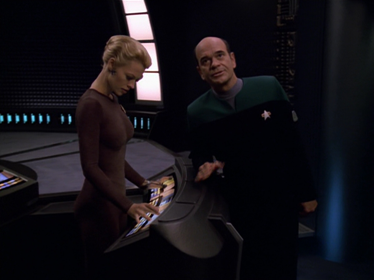 extant_StarTrek_VOY_5x11-LatentImage_00568.jpg