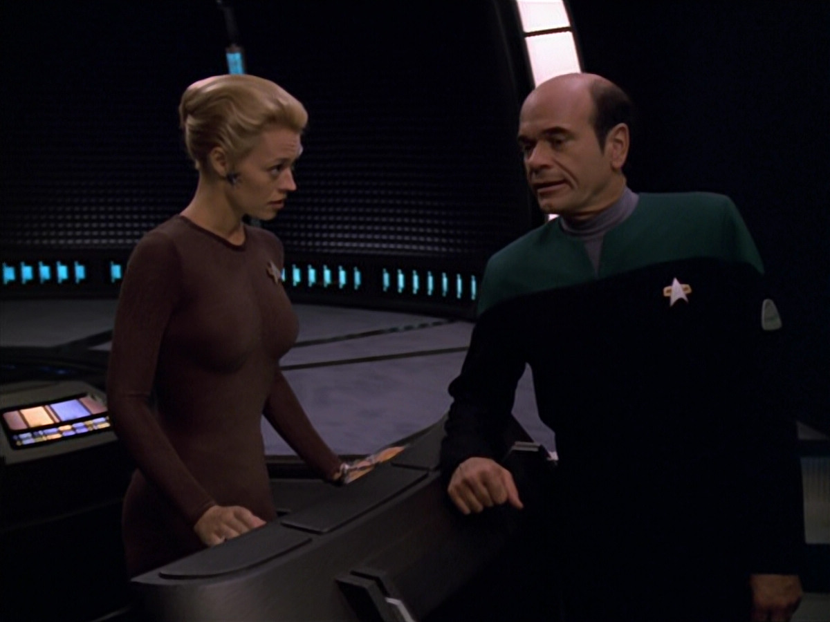extant_StarTrek_VOY_5x11-LatentImage_00571.jpg