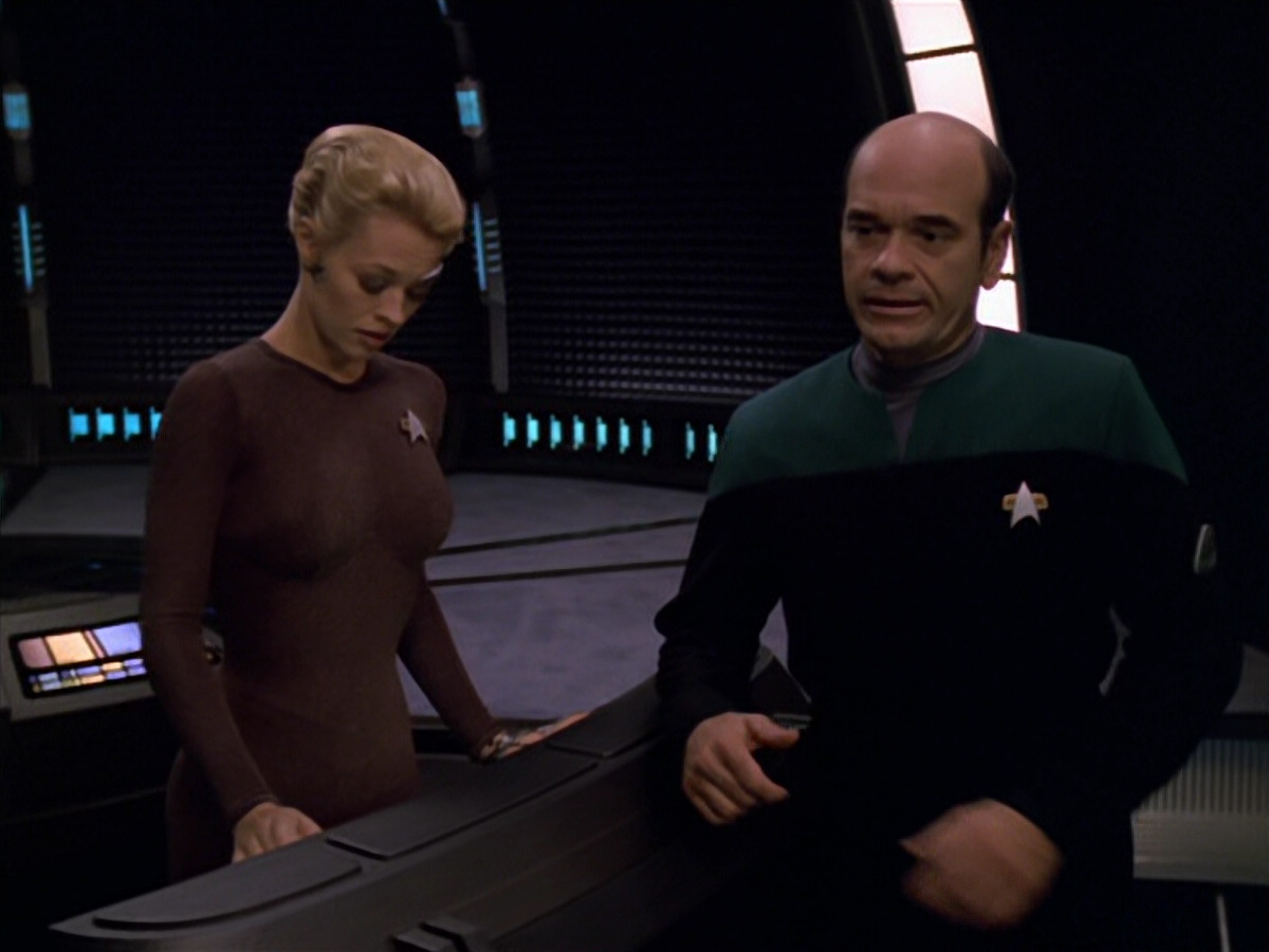 extant_StarTrek_VOY_5x11-LatentImage_00572.jpg