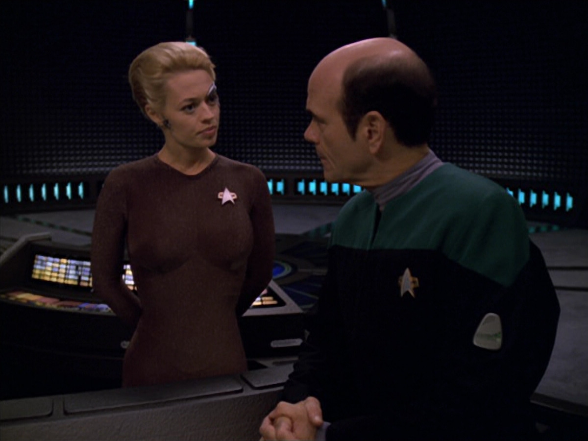 extant_StarTrek_VOY_5x11-LatentImage_00586.jpg