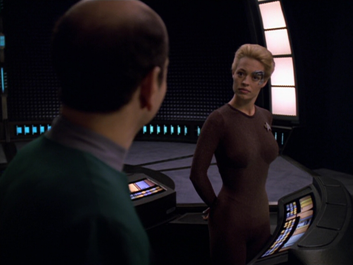 extant_StarTrek_VOY_5x11-LatentImage_00618.jpg