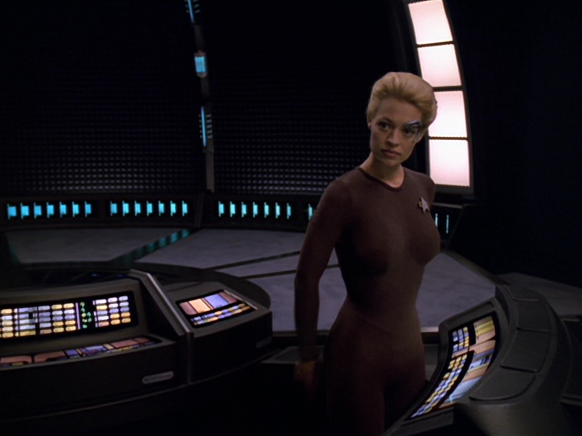 extant_StarTrek_VOY_5x11-LatentImage_00620.jpg