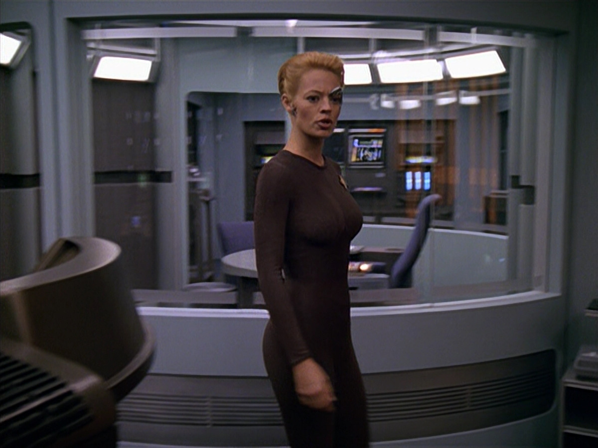 extant_StarTrek_VOY_5x11-LatentImage_00638.jpg