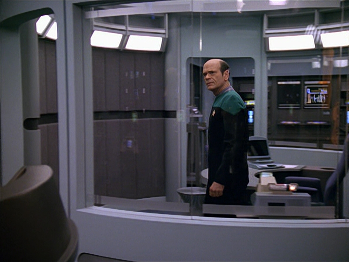 extant_StarTrek_VOY_5x11-LatentImage_00652.jpg