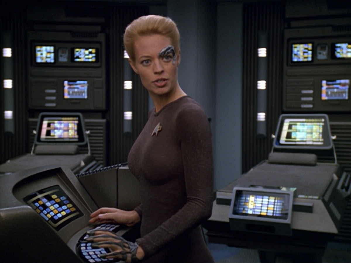 extant_StarTrek_VOY_5x11-LatentImage_00665.jpg