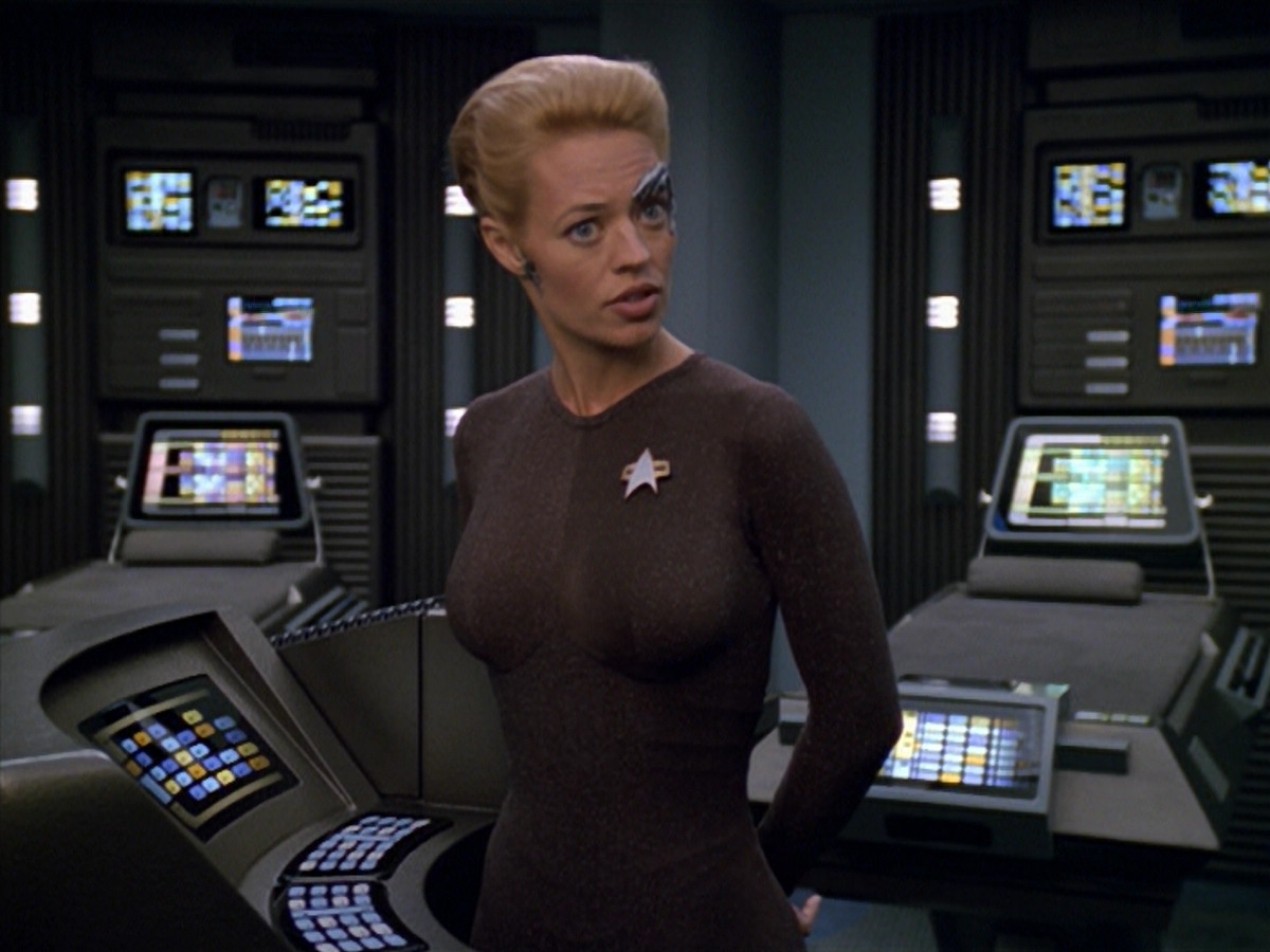 extant_StarTrek_VOY_5x11-LatentImage_00680.jpg