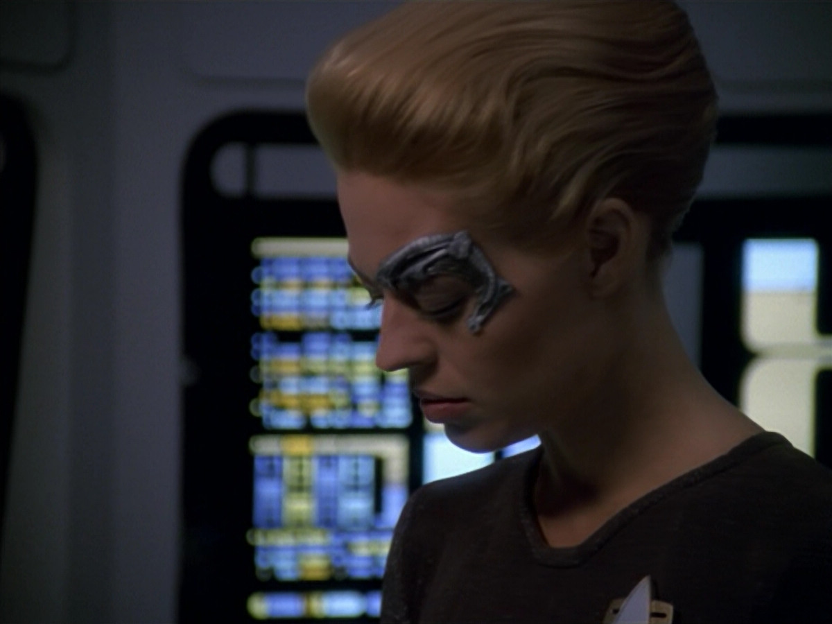 extant_StarTrek_VOY_5x11-LatentImage_00930.jpg