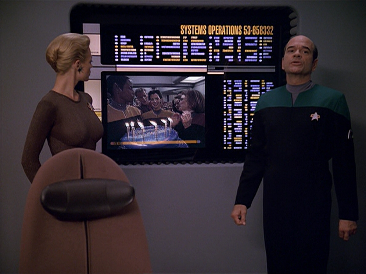 extant_StarTrek_VOY_5x11-LatentImage_01057.jpg