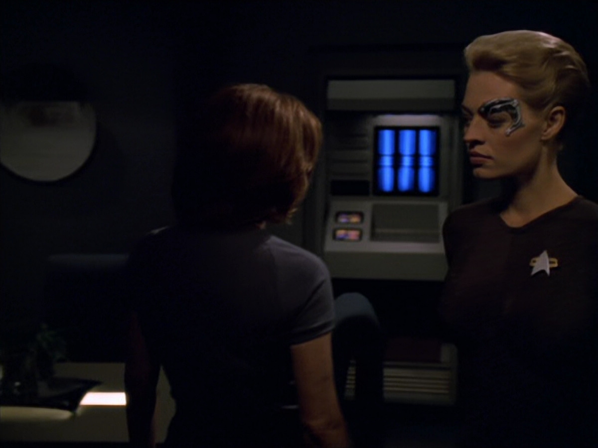 extant_StarTrek_VOY_5x11-LatentImage_01792.jpg