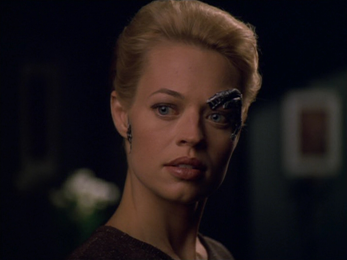 extant_StarTrek_VOY_5x11-LatentImage_01804.jpg