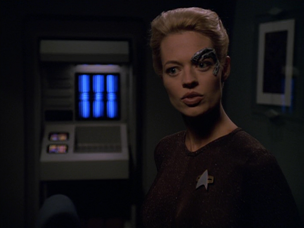 extant_StarTrek_VOY_5x11-LatentImage_01941.jpg