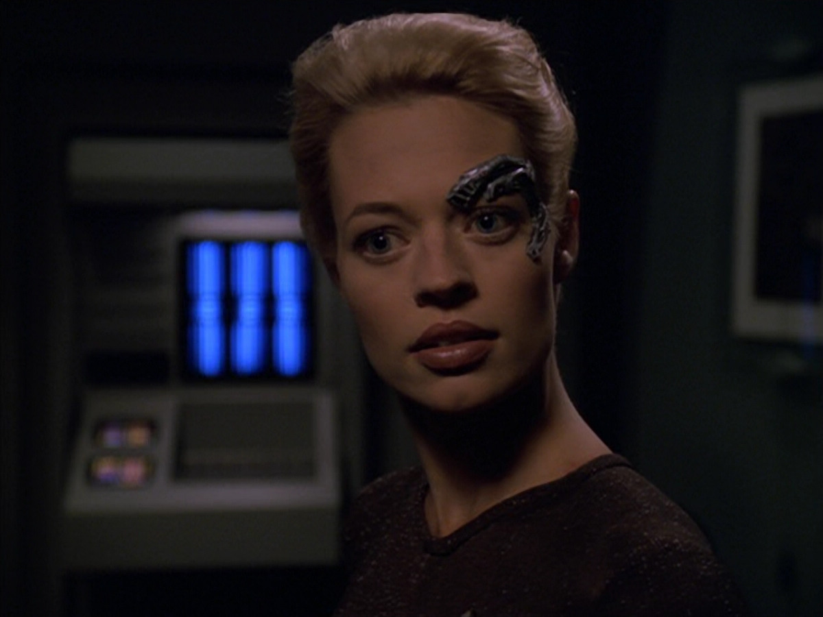 extant_StarTrek_VOY_5x11-LatentImage_01984.jpg