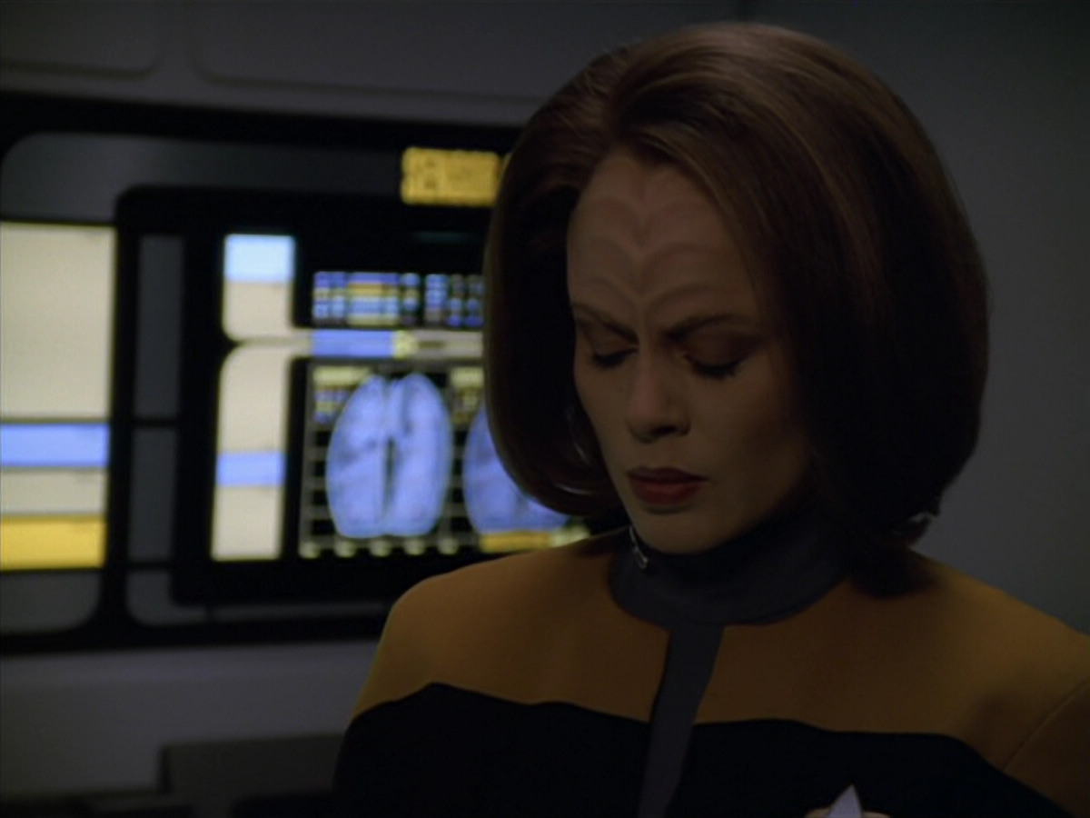 extant_StarTrek_VOY_5x11-LatentImage_02113.jpg