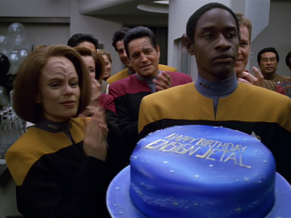 extant_StarTrek_VOY_5x11-LatentImage_02160.jpg