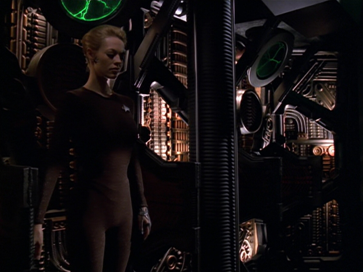 extant_StarTrek_VOY_5x11-LatentImage_03192.jpg