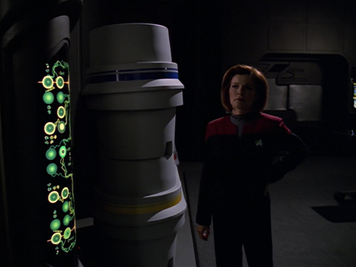 extant_StarTrek_VOY_5x11-LatentImage_03203.jpg