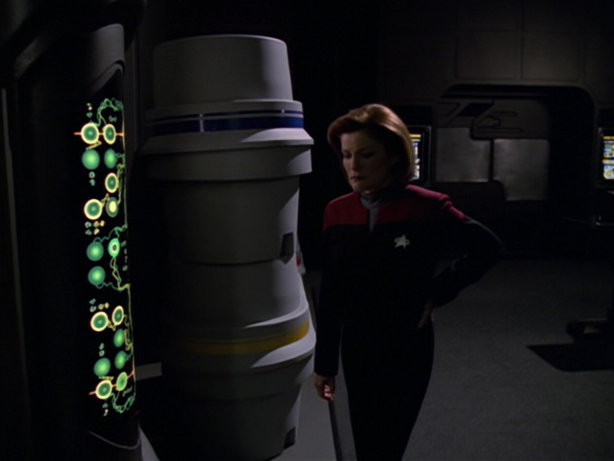extant_StarTrek_VOY_5x11-LatentImage_03209.jpg