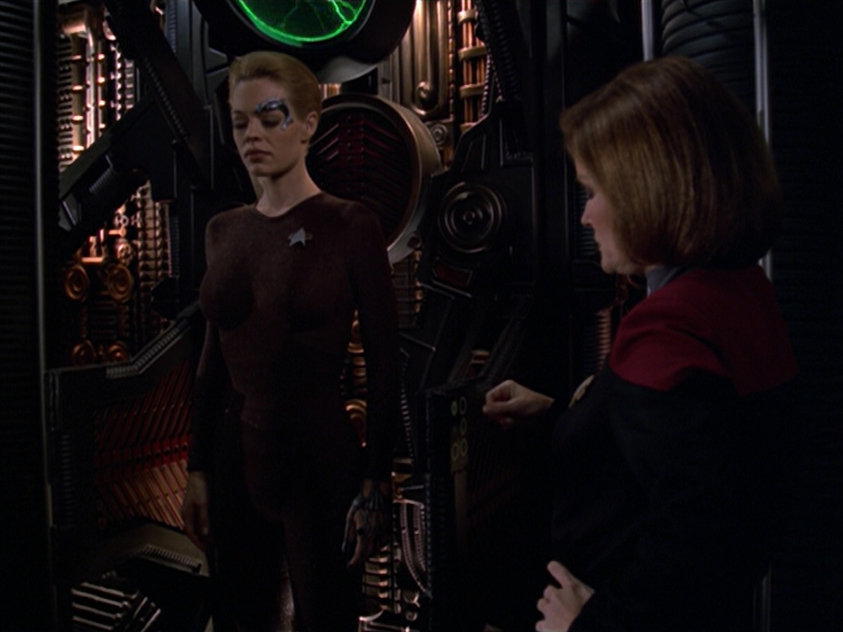 extant_StarTrek_VOY_5x11-LatentImage_03224.jpg