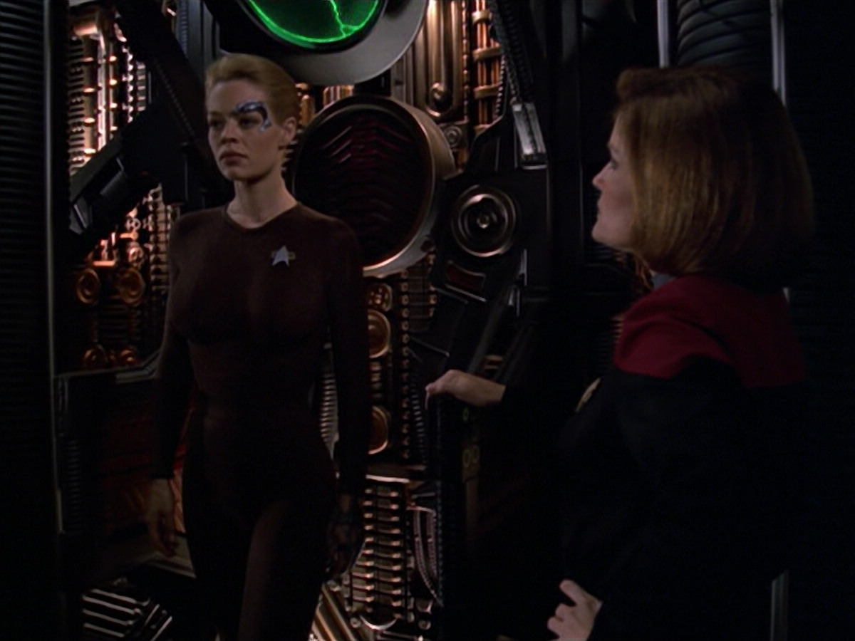 extant_StarTrek_VOY_5x11-LatentImage_03231.jpg