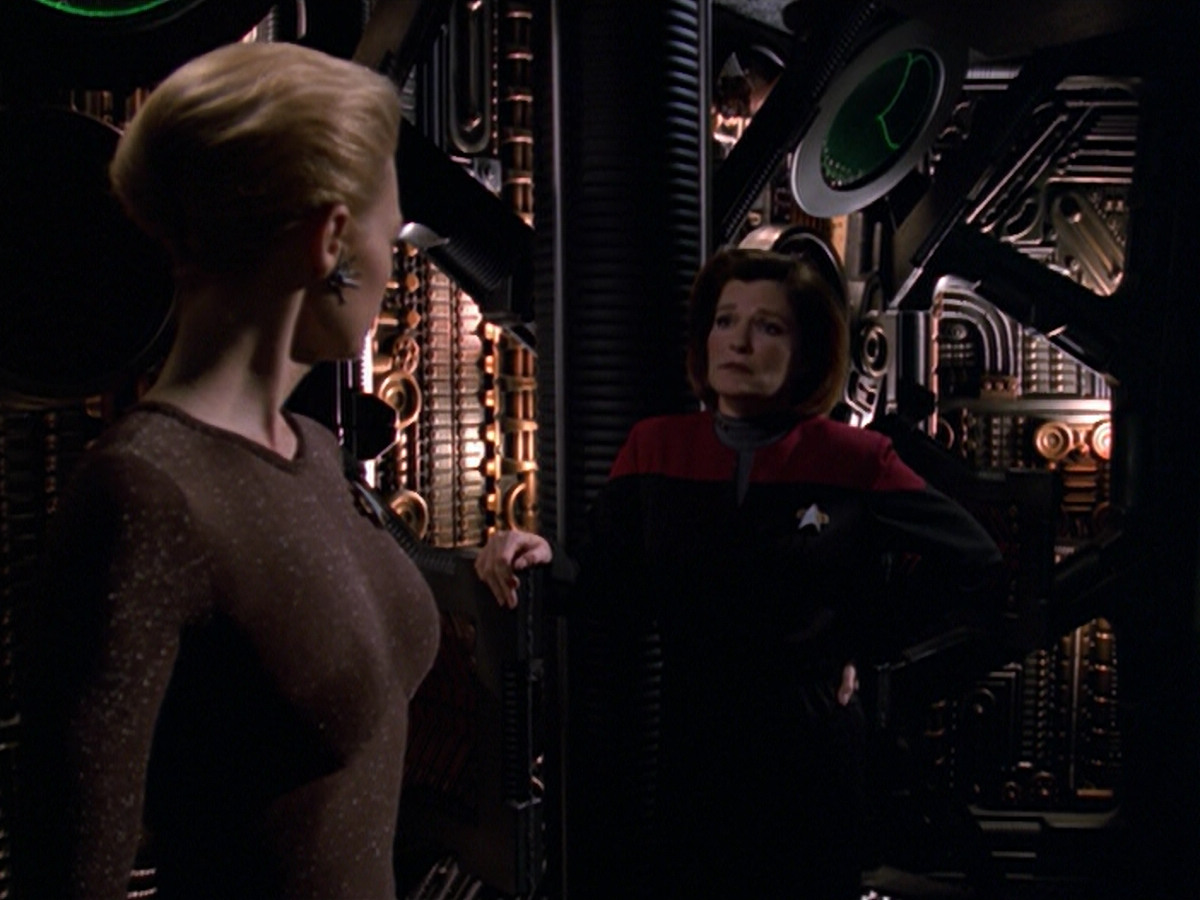 extant_StarTrek_VOY_5x11-LatentImage_03252.jpg