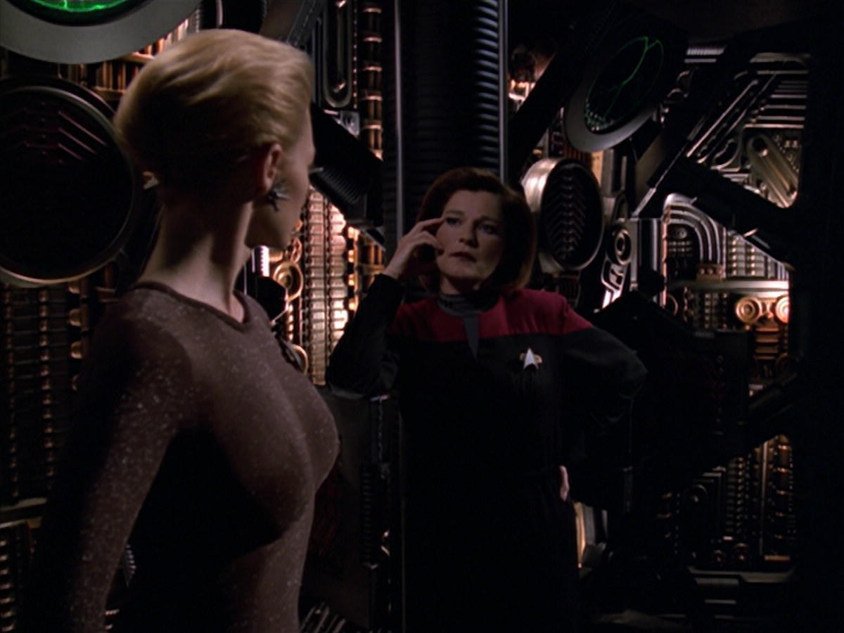 extant_StarTrek_VOY_5x11-LatentImage_03265.jpg