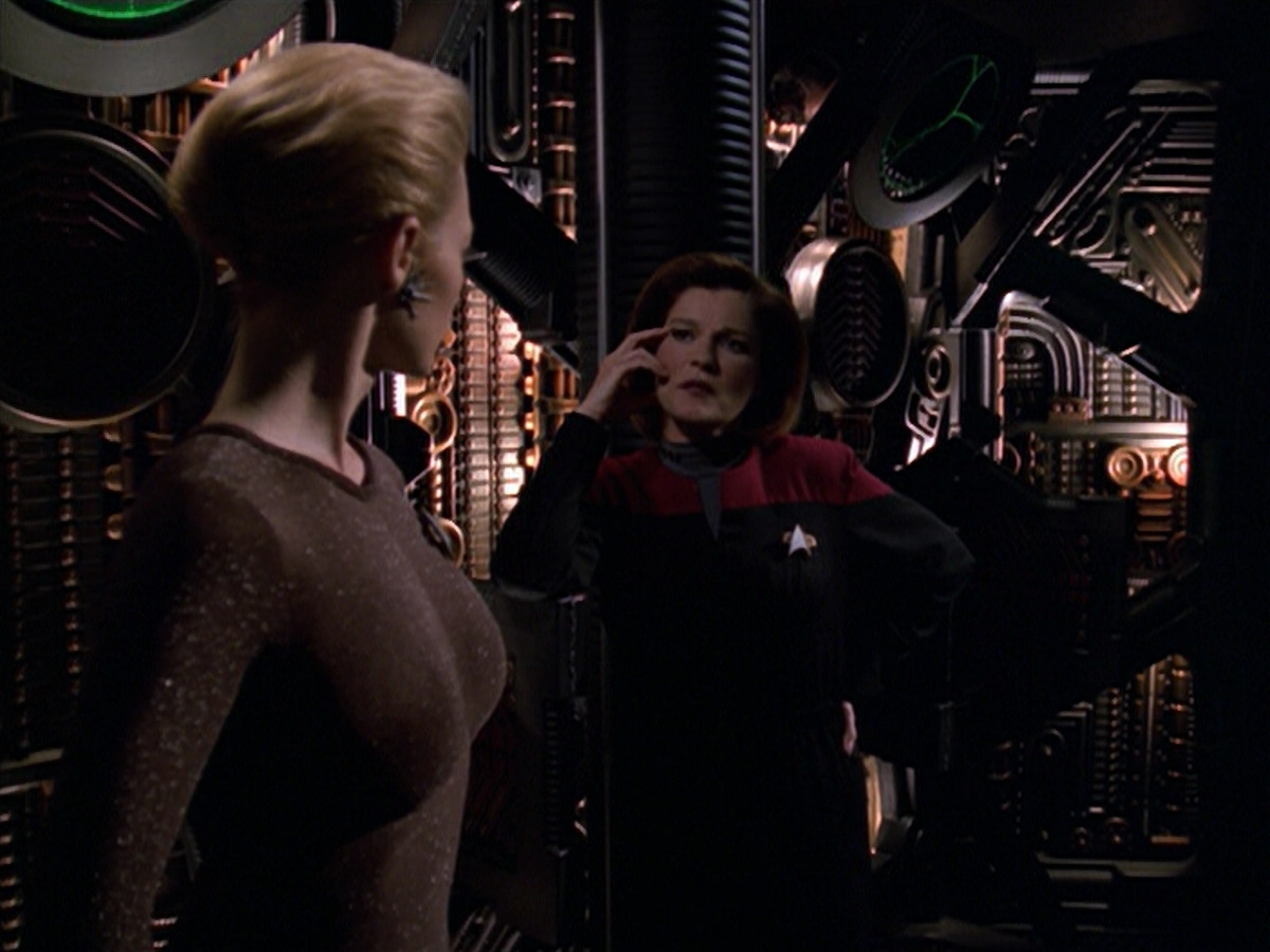 extant_StarTrek_VOY_5x11-LatentImage_03271.jpg