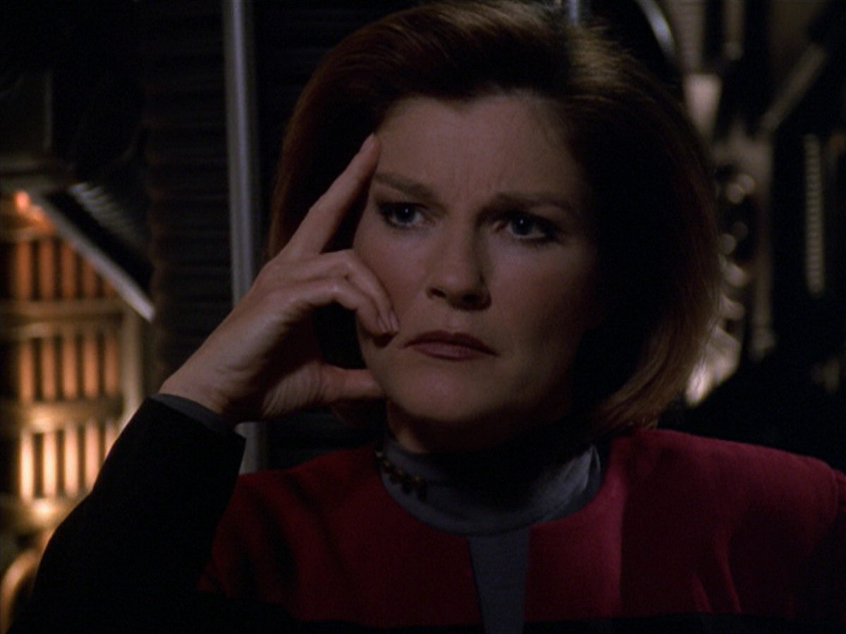 extant_StarTrek_VOY_5x11-LatentImage_03281.jpg