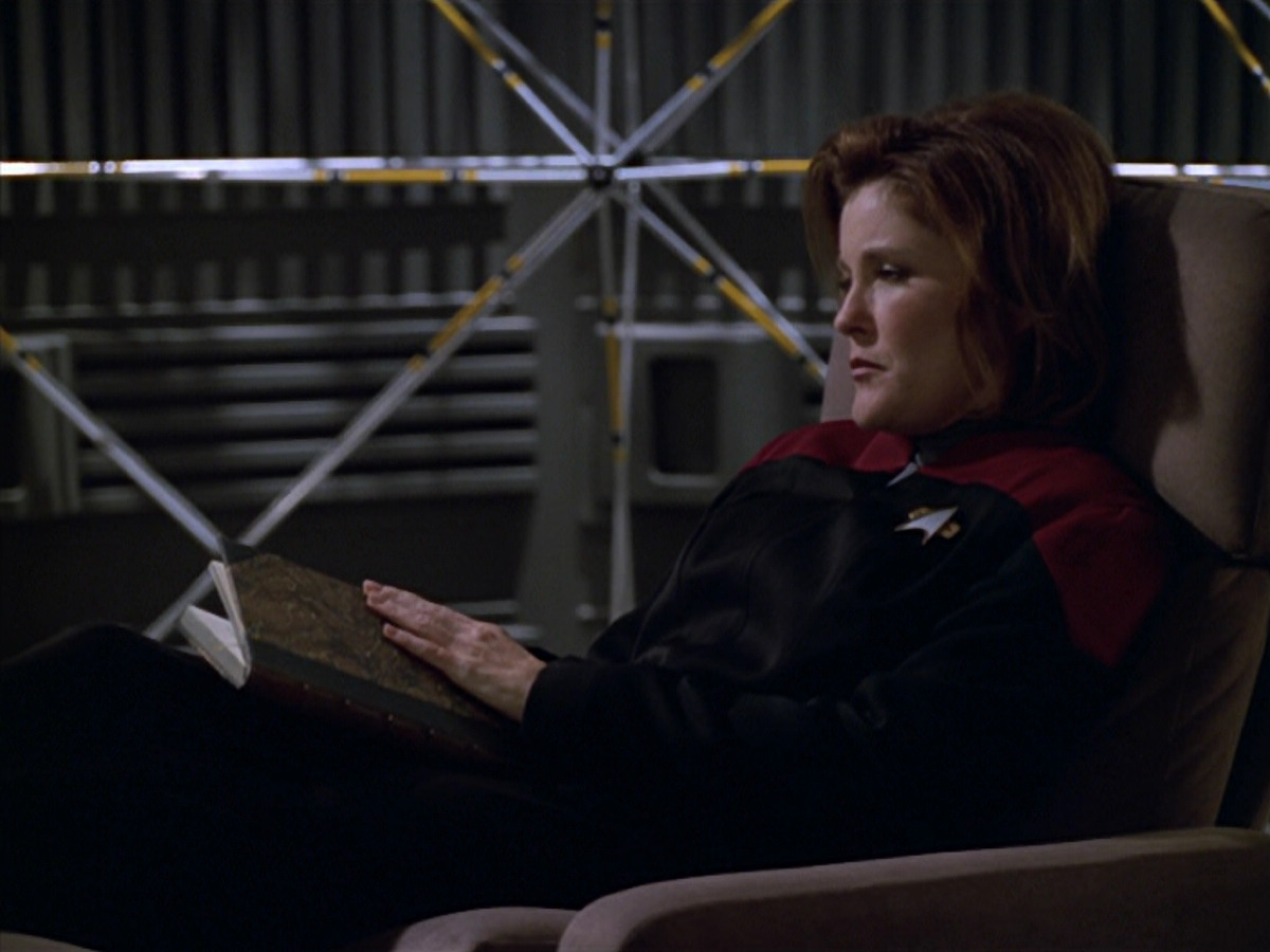 extant_StarTrek_VOY_5x11-LatentImage_03371.jpg