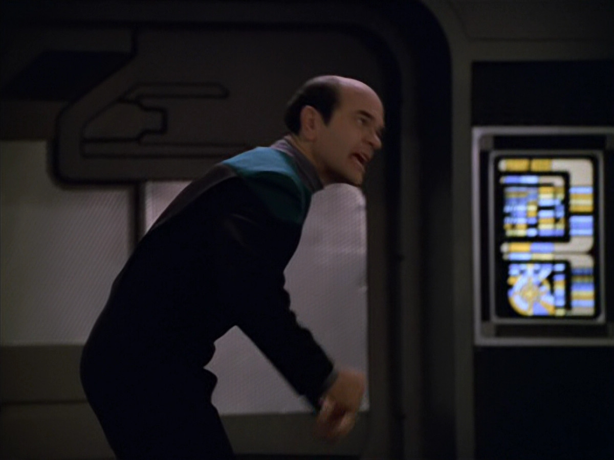 extant_StarTrek_VOY_5x11-LatentImage_03380.jpg