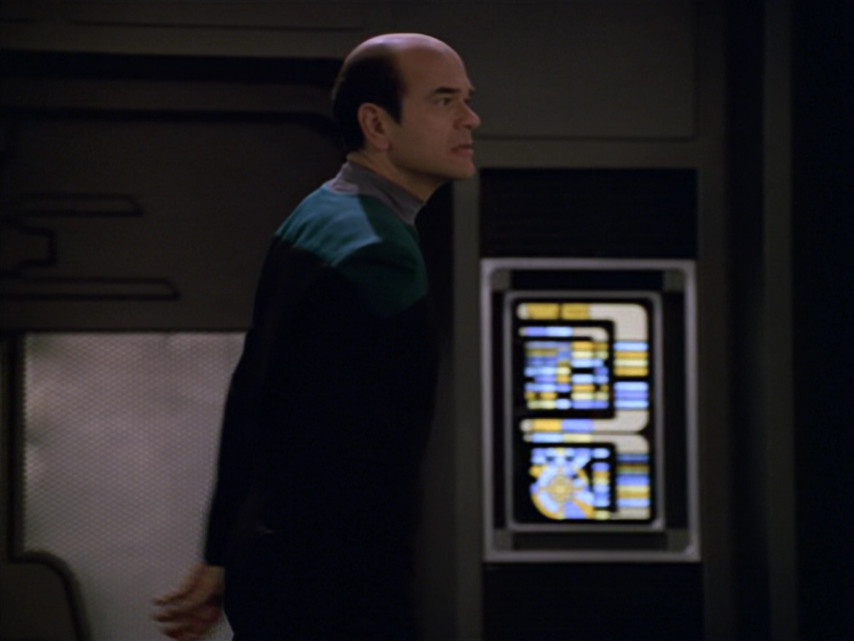 extant_StarTrek_VOY_5x11-LatentImage_03382.jpg